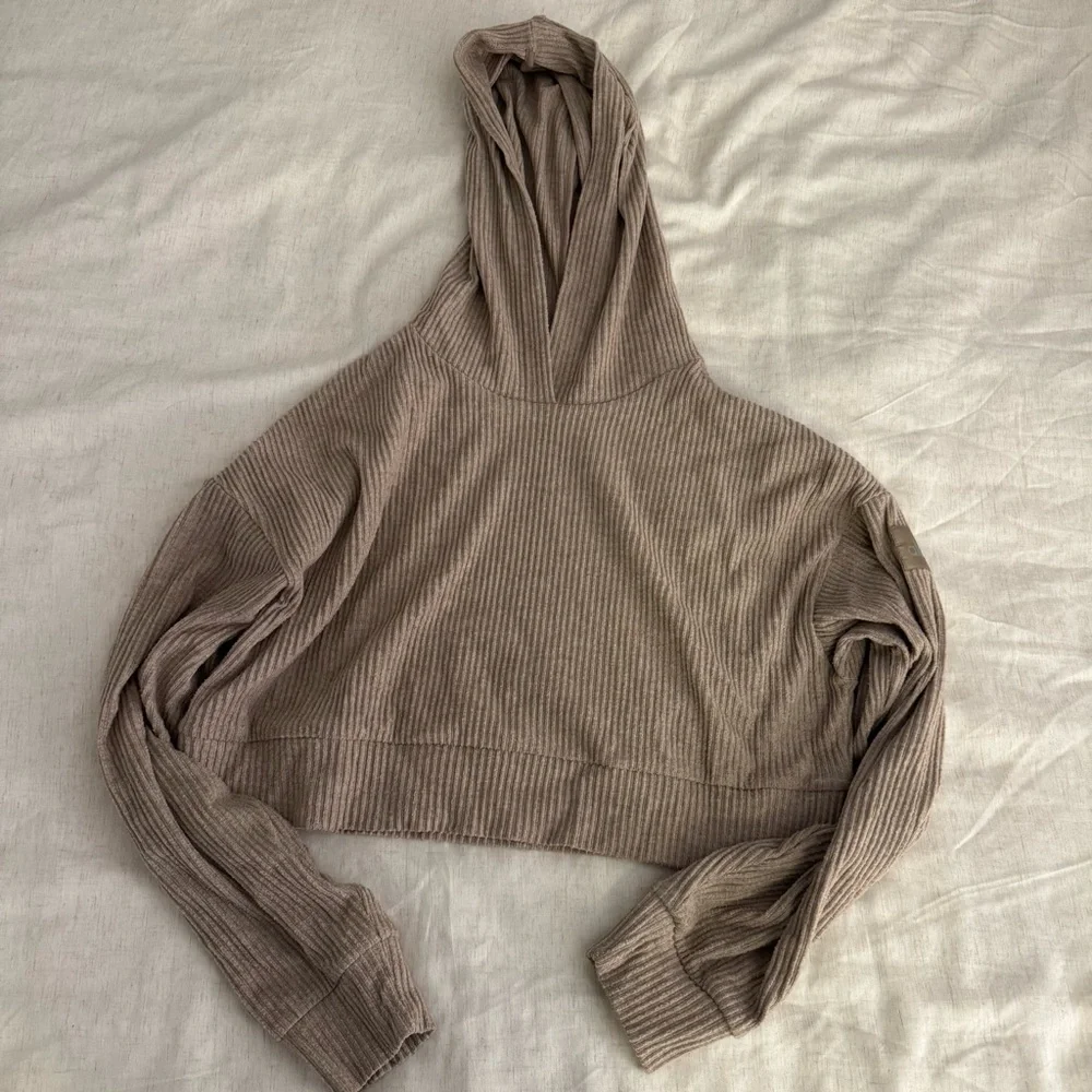 Alo Muse Hoodie and Sweatpants set in Gravel Heather - Picture 2 of 6